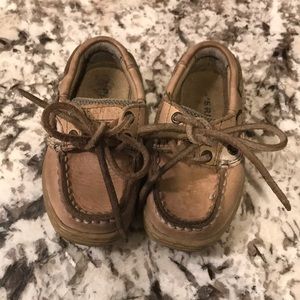 Toddler girl Sperry’s